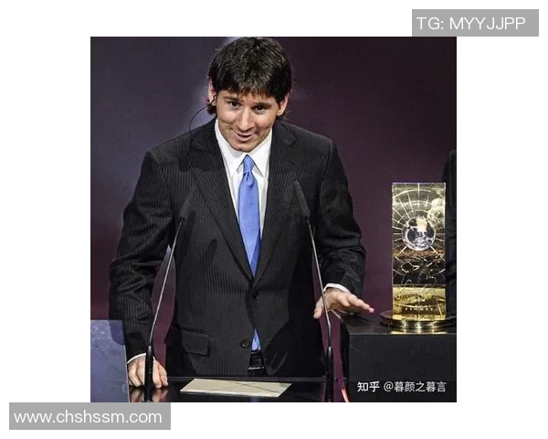 足球历史上首位黑人球星的传奇之路与影响力探析 足球历史上首位黑人球星的传奇之路与影响力探析