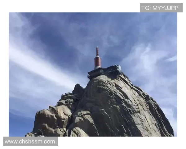 瑞士足球明星崛起之路:从阿尔卑斯山到世界赛场的光辉征程 瑞士足球明星崛起之路:从阿尔卑斯山到世界赛场的光辉征程